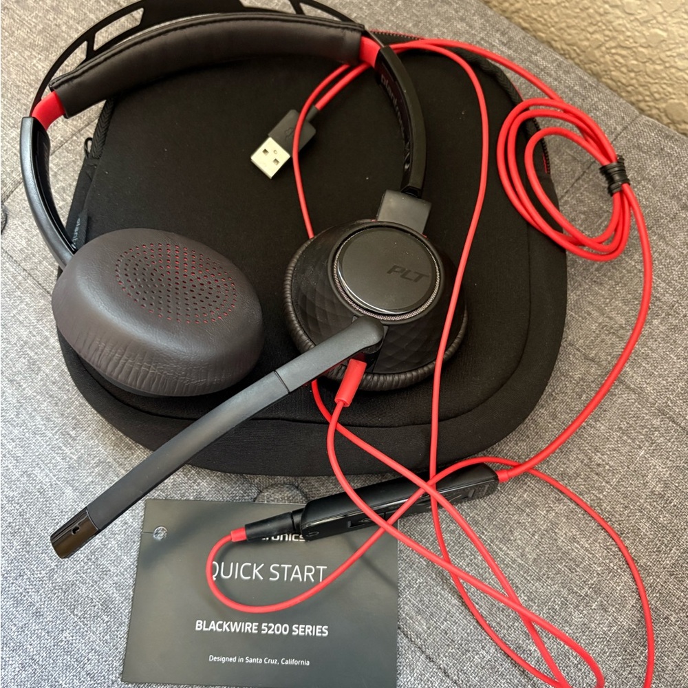 Plantronics Blackwire 5200 Series On-Ear Noise Canceling Headset